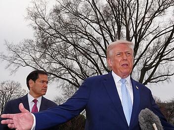 US-Pr&auml;sident Trump (r.) und US-Au&szlig;enminister Rubio