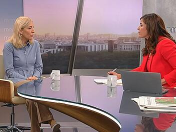 Bundesgesundheitsministerin Nina Warken (links) stellte sich im ZDF-"Morgenmagazin" den Fragen von Eva-Maria Lemke.