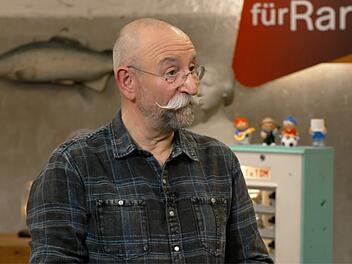 Schon beim ersten Blick auf das Gem&auml;lde fiel Horst Lichter in der Montagsausgabe von "Bares f&uuml;r Rares" (ZDF) die verbl&uuml;ffende &Auml;hnlichkeit zwischen Felix und dem abgebildeten Mann auf. Tats&auml;chlich zeigte das Bild einen Vorfahren des Verk&auml;ufers - dennoch wollte er sich unbedingt davon trennen, obwohl Expertin und H&auml;ndler eindringlich davon abrieten.