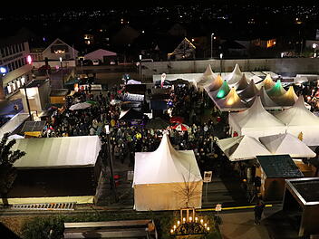 Oberasbach: Krippenausstellung, Musik und mehr - Weihnachtsmarkt findet wieder statt