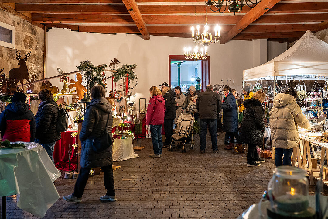 Der wunderschöne Weihnachtsmarkt ist ein Erlebnis für die ganze Familie!