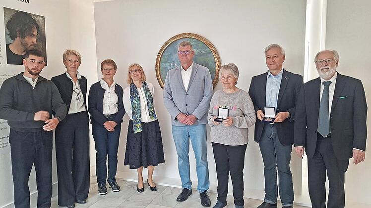 Dimitri Chimot Kane, Patricia Daumarie, Martine Vardon, Dominique Ultre, Hans Georg Rustler, Barbara Ullrich-Witt, Burkhard Ascherl und Emmanuel Berenger.