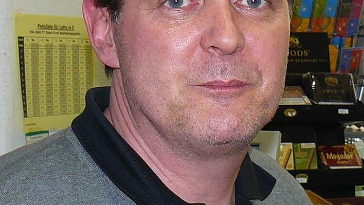 "Unsere Zeit ist vorbei", sagt Händler-Sprecher Christoph Hofmann. Er sieht schwarz für die kleinen inhabergeführten Läden.