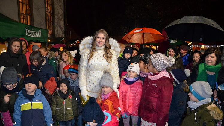 Weihnachtsmarkt in Strullendorf Foto: Andrea Sp&ouml;rlein