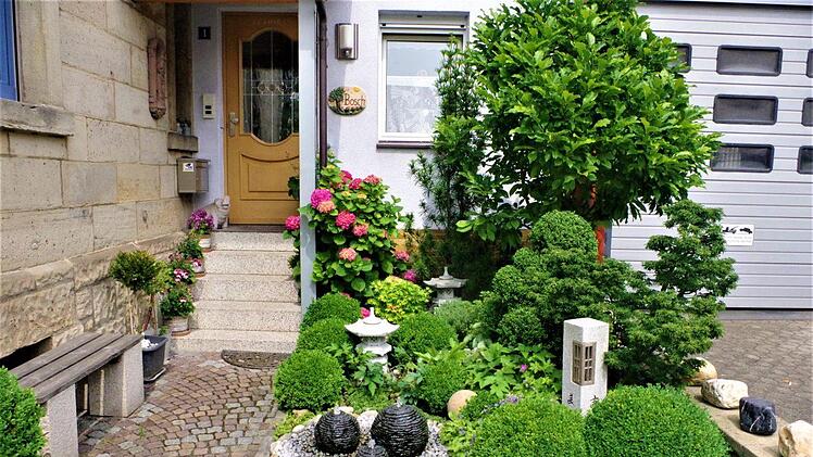 Eingangsbereich mit Flair der Familie Bosch in der Mangstraße. Foto: Gerd Fleischmann