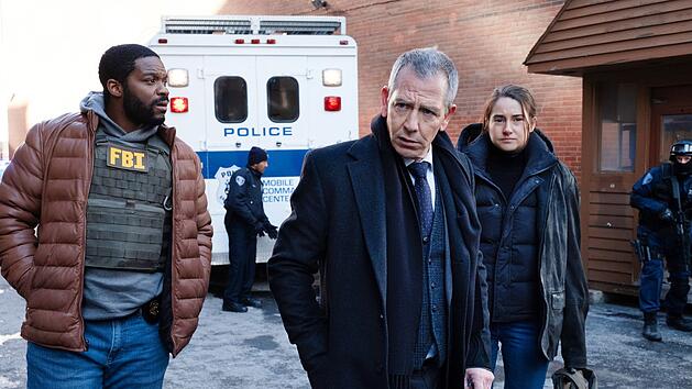 Jack (Jovan Adepo, links), Lammark (Ben Mendelsohn) und Eleanor (Shailene Woodley) suchen einen Serienmörder, der 29 Menschen auf dem Gewissen hat.