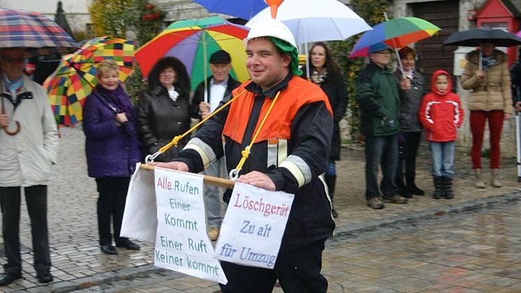 Auch bei der Freiwilligen Feuerwehr und Michael Kraft ist in den letzten beidenJahren einiges passiert.  Fotos: Thomas Meyer