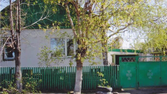 Das Haus von Alexander Safronovs Großmutter im so genannten "deutschen Dorf" in Kasachstan. Foto: privat