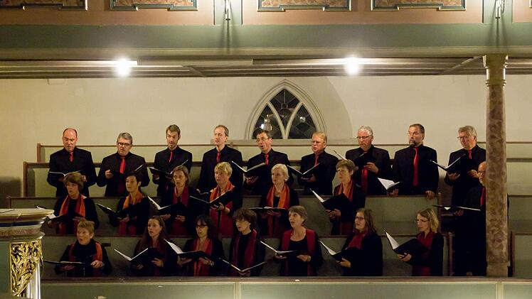 Unter dem Motto "Schall und Raum" gestalteten die Gäste aus Hamburg ein überaus anspruchsvolles Konzert in Coburg. Foto: Jochen Berger