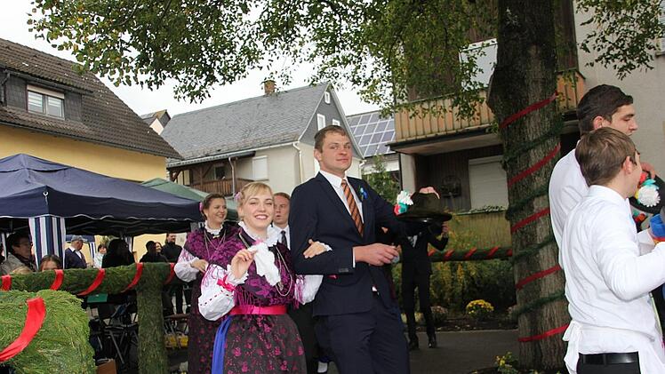 Die Trachtenkirchweih wird auch in Windheim von den jungen Leuten noch gefeiert. Veronika Schadeck