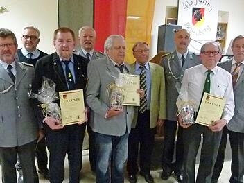 Ernennung von Ehrenmitgliedern der RK Heuberg Foto: Lothar Weidner