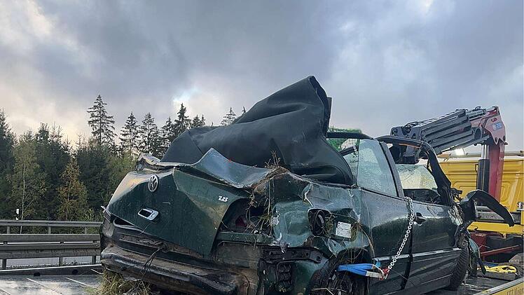 Zwei Schwerverletzte auf A93 bei Regnitzlosau