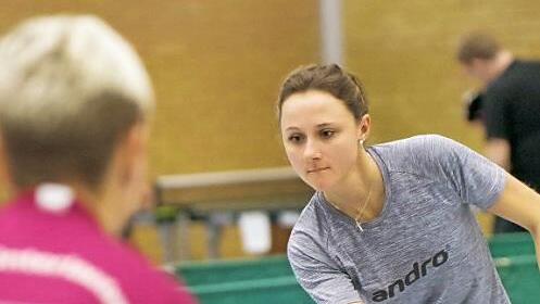 Hatte wesentlichen Anteil am Auswärtserfolg des TTC Tiefenlauter in Hösbach: Christiane Gerstlauer. Am 8:6-Erfolg war sie mit dem Gewinn ihrer drei Einzel und des Doppels mit Sabine Wöhner beteiligt. Foto: Hans Franz