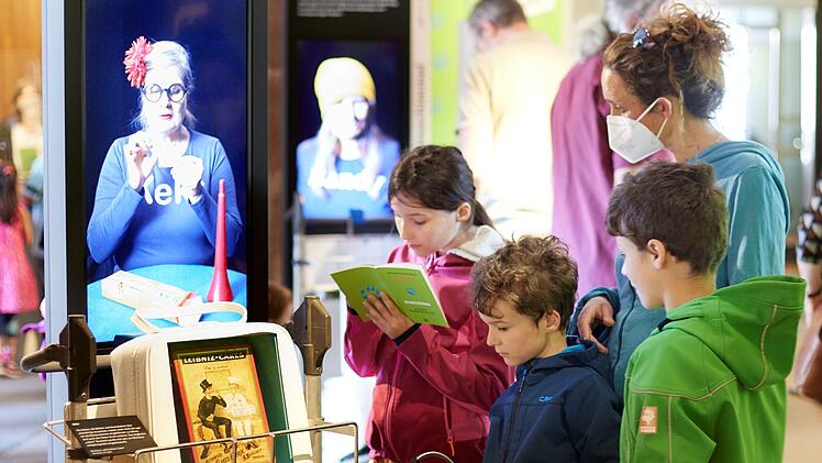 Erlangen: Angebot f&uuml;r "junge Besucher": Mit REISE(S)PASS Sprache "auf eigene Faust erkunden"