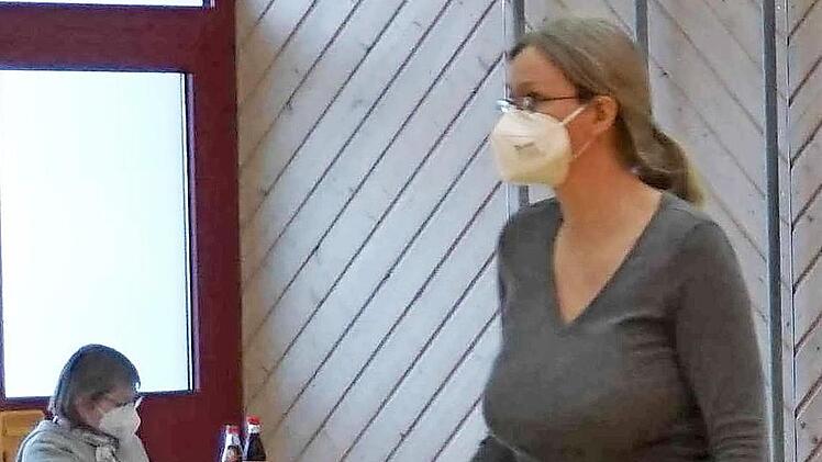 Die Zahlen für das Haushaltsjahr 2019 der Marktgemeinde Weisendorf präsentierte Kämmerin Christina Strunk.