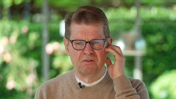 Ralf Stegner versuchte am Donnerstag im ZDF-Moma zu erklären, weshalb er das Friedensmanifest SPD-naher Persönlichkeiten unterzeichnet hat.