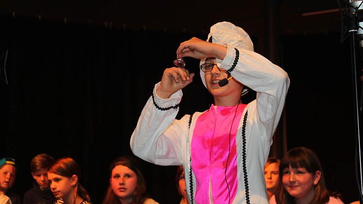 Impession vom bunten Abend an der RS I. Foto: Veronika Schadeck