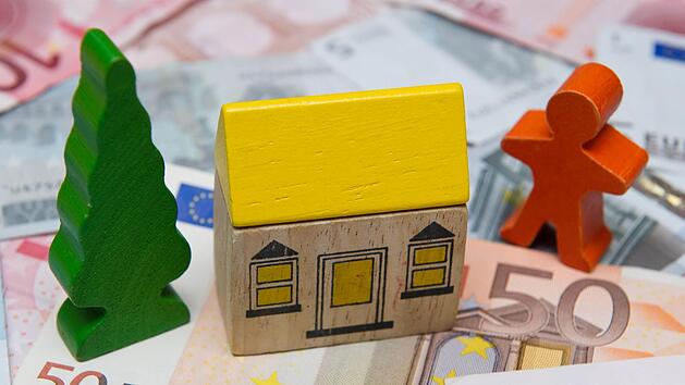 F&uuml;r Diskussionen  sorgte die Anhebung der Grundsteuer ab 2018.Symbolbild: Patrick Pleul, dpa