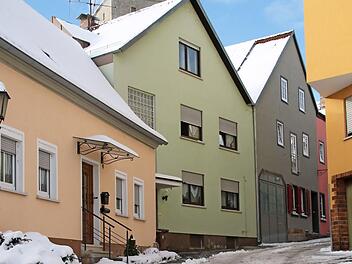 In der steilen Streitgasse ist es glatt.