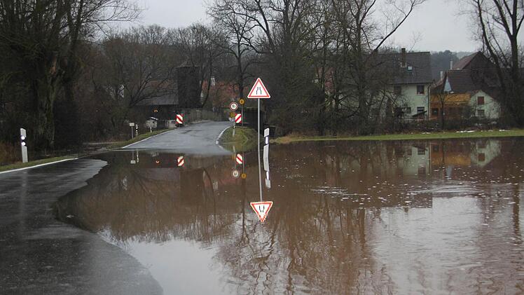 Zufahrt nach Langenstadt