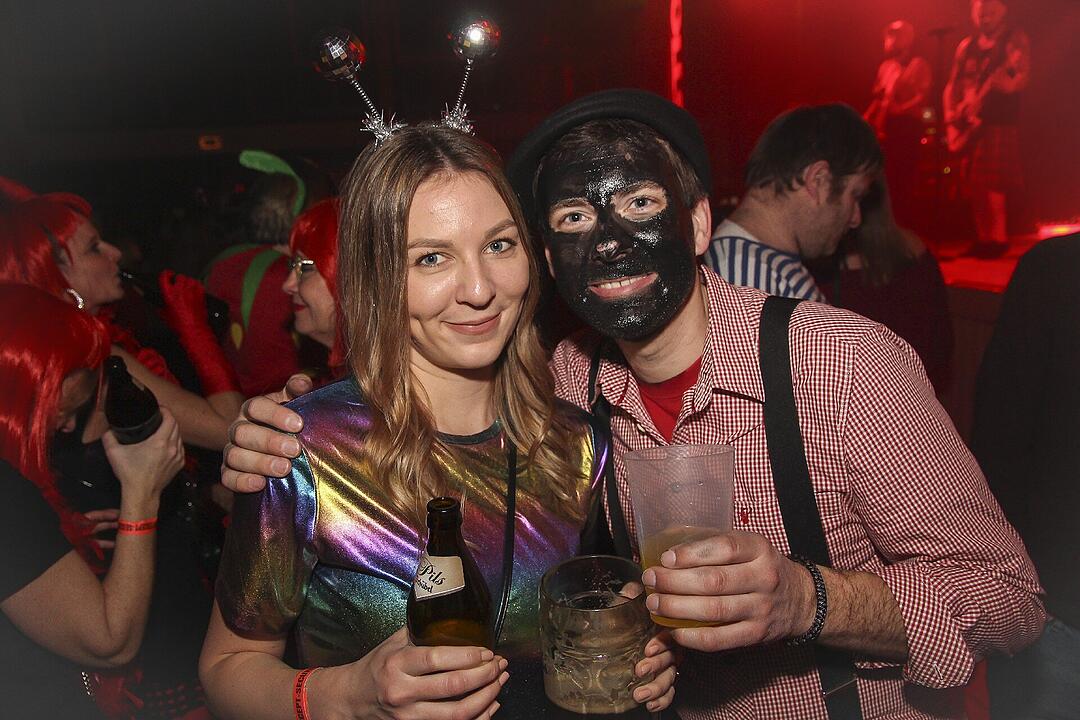 Faschingsparty vom Feinsten in der Stadthalle Stadtsteinach.