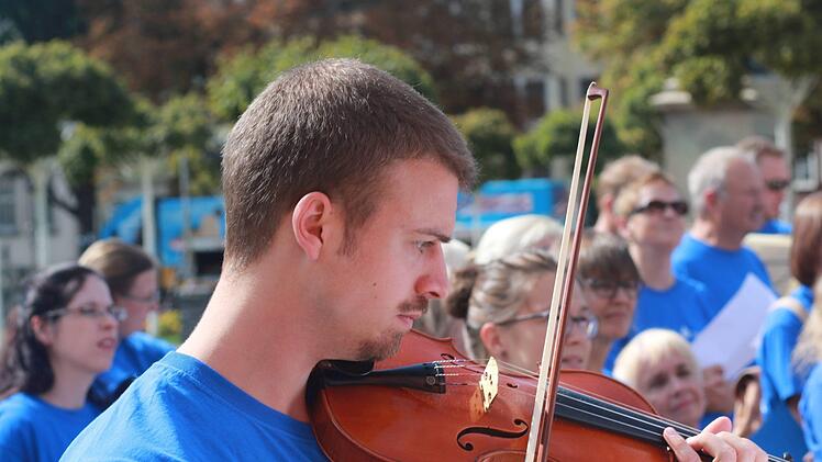 Impressionen vom ersten Symphonic Mob Bayerns auf dem Coburger SchlossplatzFoto: Jochen Berger