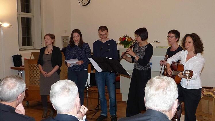 Das "ad-hoc-Ensemble" begeisterte die Gäste der Eröffnungsveranstaltung mit hebräischen Liedern. Foto: Marion Krüger-Hundrup