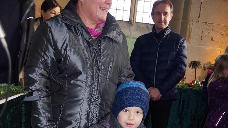 Eine zauberhafte Kinder-Krippe lädt zum Spielen ein. Foto: H. Schülein