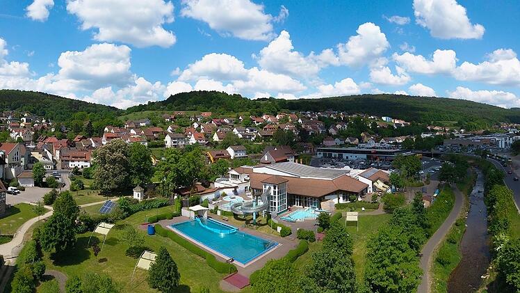 Bad Brückenau: Therme "Sinnflut" muss nach über 50 Jahren schließen - "Die Trauer ist da"