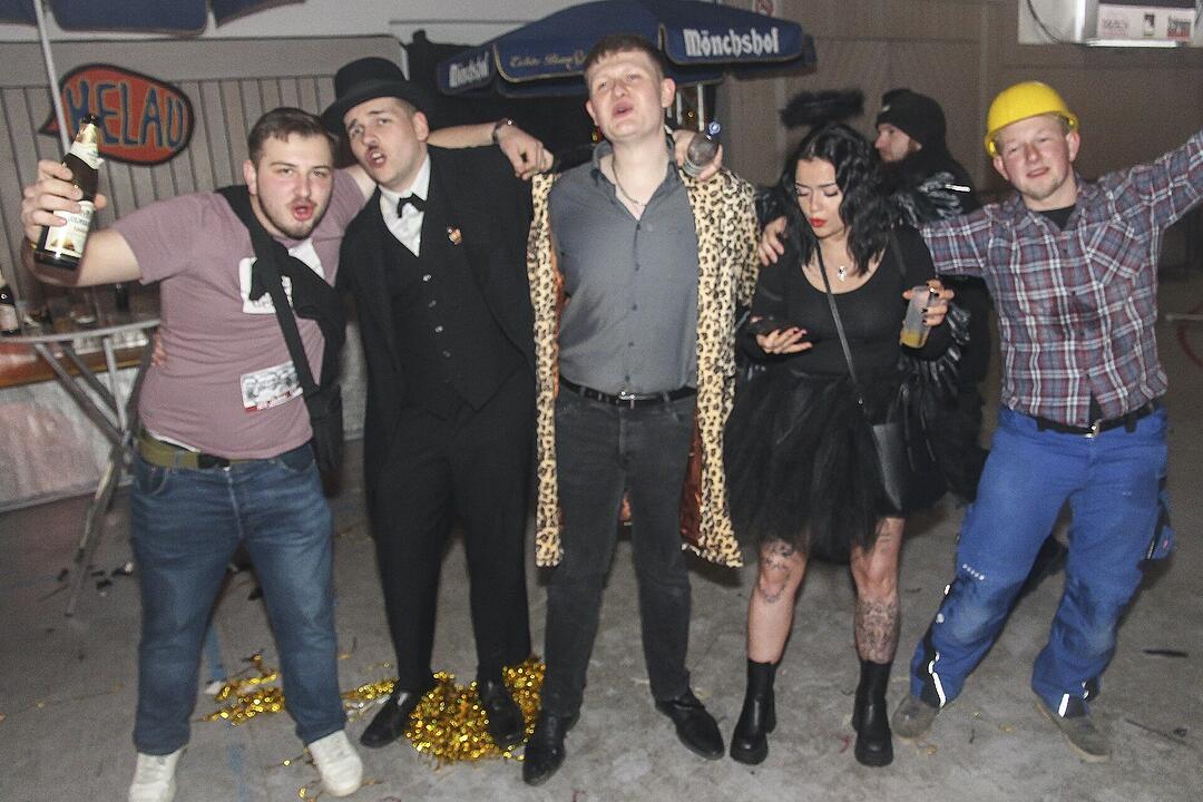 Beste Stimmung beim Kupferberger Blütenfasching!