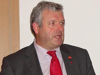 Jetzt erst recht: Jürgen Hennemann sieht große Aufgaben auf die Stadt Ebern zukommen. Als Bürgermeister in spe will er sich diesen Aufgaben stellen und die Bürger einbeziehen. Foto: Johanna Eckert