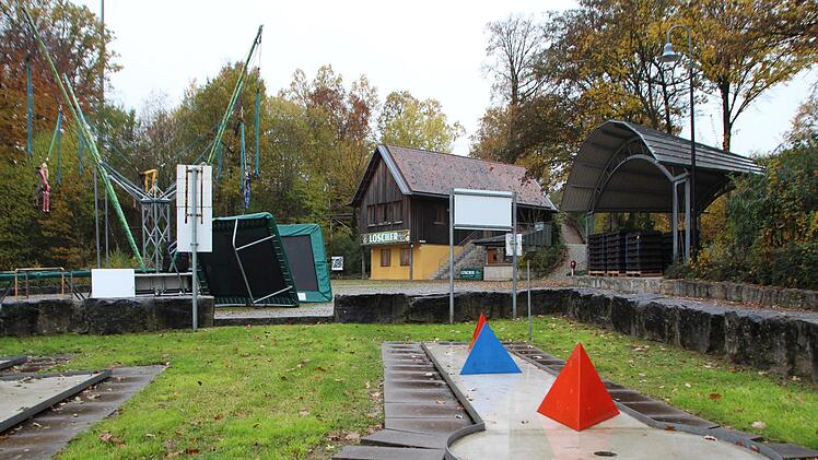 Die Freizeitanlage mit Kellerhaus in Vestenbergsgreuth wird neu verpachtet.   Foto: Andreas Dorsch