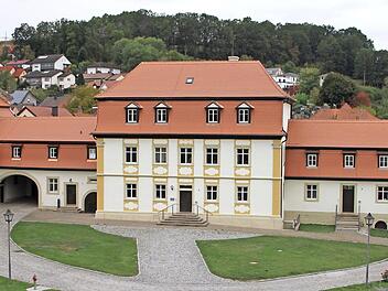 Auf dem Areal des Schlosses Gleisenau ist die Verwaltung der VG Ebelsbach untergebracht.  Fotos: Gütnher Geiling