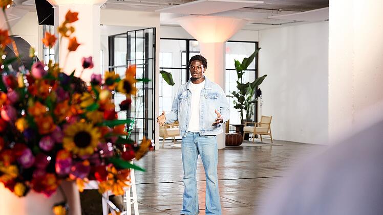 Ibo sichert sich beim Lego-Casting seinen vierten Job.