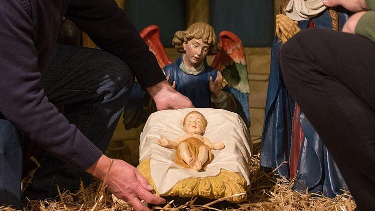 In W&uuml;rzburg wurde ein Jesuskind aus einer Krippe gestohlen. Symbolfoto: Friso Gentsch/dpa