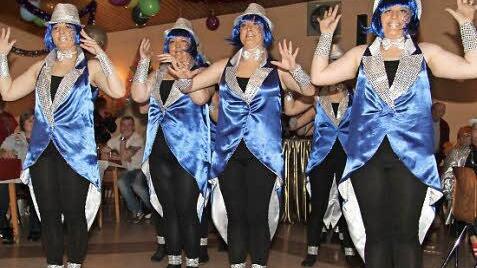 Die "Crazy Dancers" hatten sich mit ihrem Tanz viel Mühe gegeben - und mussten noch eine Zugabe zeigen. Fotos: Sonja Adam