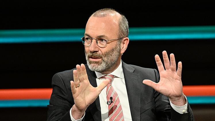 CSU-Vize Manfred Weber redete sich bei "Markus Lanz" um Kopf und Kragen, als es um die politische Zukunft von Markus S&ouml;der ging.