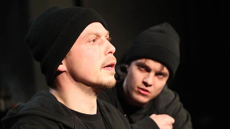 Szene aus "Jihad Baby" in der Coburger Reithalle Foto: Henning Rosenbusch