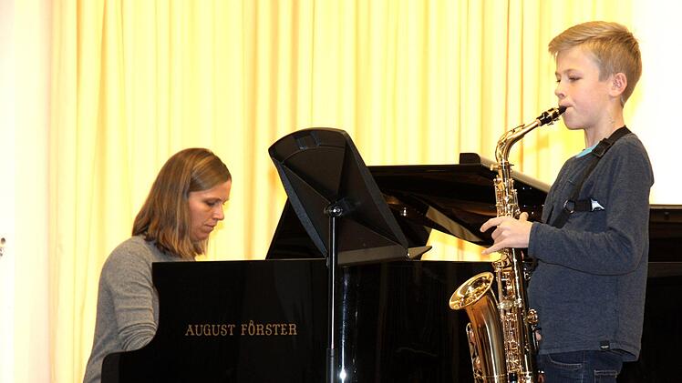 Das Familienkonzert belegt die erfolgreiche Arbeit der Musikschule.    Foto: Richard Sänger