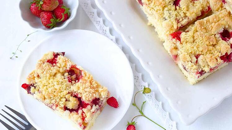 Erdbeer-Streusel-Kuchen.jpg