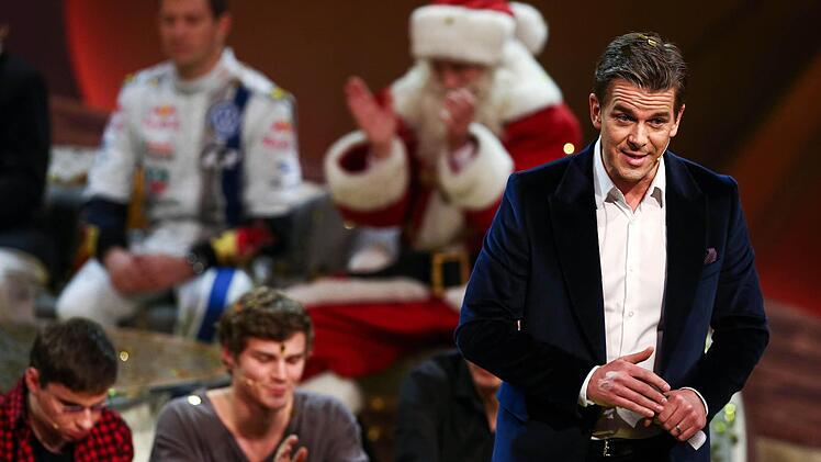 Moderator Markus Lanz verabschiedet sich am 13.12.2014 in der 215. ZDF-Show "Wetten, dass..?" in Nürnberg (Bayern). Der Showklassiker wird nach fast 34 Jahren eingestellt. Foto: David Ebener/dpa