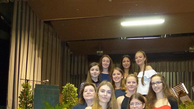 Die Schulbesten des Herdergymnasiums Foto: Pauline Lindner