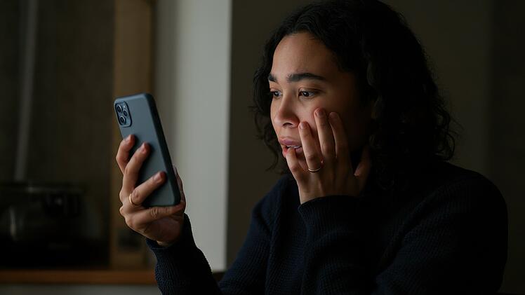 Handy, Smartphone, Telefon, Anruf