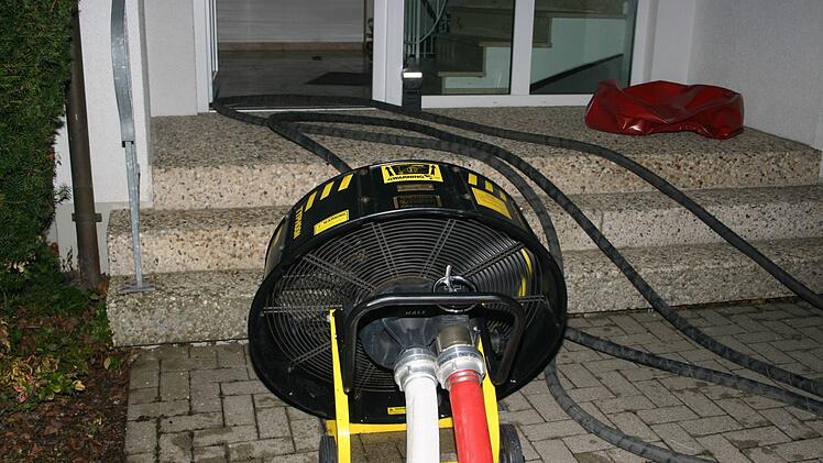 Einsatz in Unterlauter wegen eines Waschmaschinenbrandes Foto: Martin Rebhan