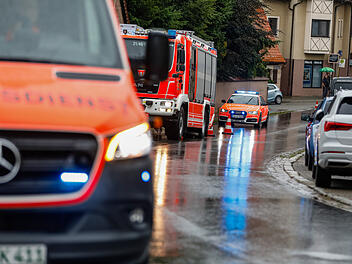 Nach heftigem Unfall - Abgeordneter teilt unfassbare Beobachtung