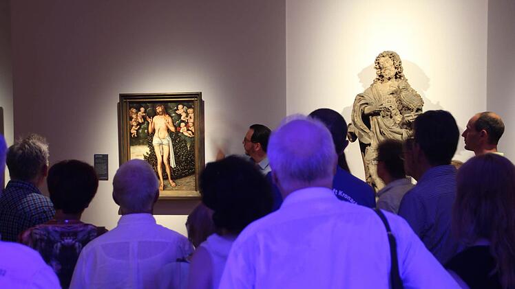 Museologe Alexander Süß erzählte Details zu den Cranach-Werken. Foto: Mariell Dörrschmidt