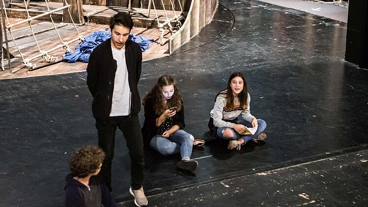 "Festival für Schultheater: "Matilda" nach Roald Dahl zeigt die englische Theatergruppe des Gymnasiums Casimirianum am Donnerstag, 6. Juli, 20 Uhr, in der Coburger Reithalle zeigen.Foto: Jochen Berger