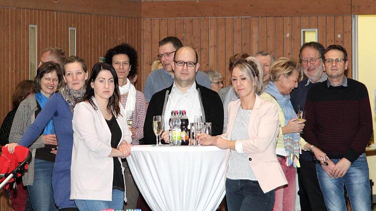 Die Gäste hörten zu und tauschten sich aus.Richard Sänger