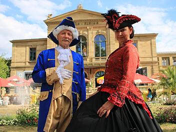 Historische Persönlichkeiten flanieren am Wochenende 24./25. Juli durch die Kurstadt.