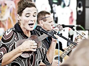 "Secret Song Service" sind Edda Ru&szlig; und Ralph Th&uuml;rauf.  Foto: privat